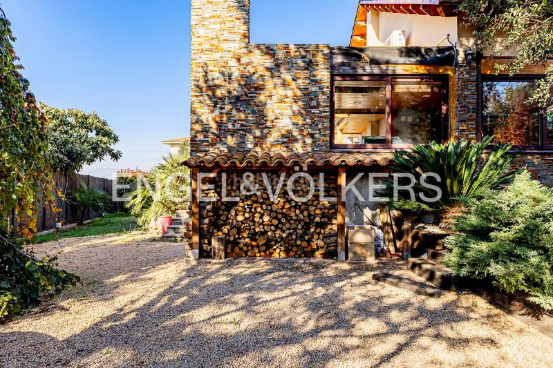 Foto 61d0f33d-dab4-4ed8-ad79-3314371dd44a. Casa amb calefacció aparcament piscina a Sant Fruitós de Bages