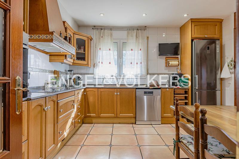 Foto 9c69940e-c02a-417f-81fc-fe2160aca675. Casa amb calefacció aparcament piscina a Sant Fruitós de Bages