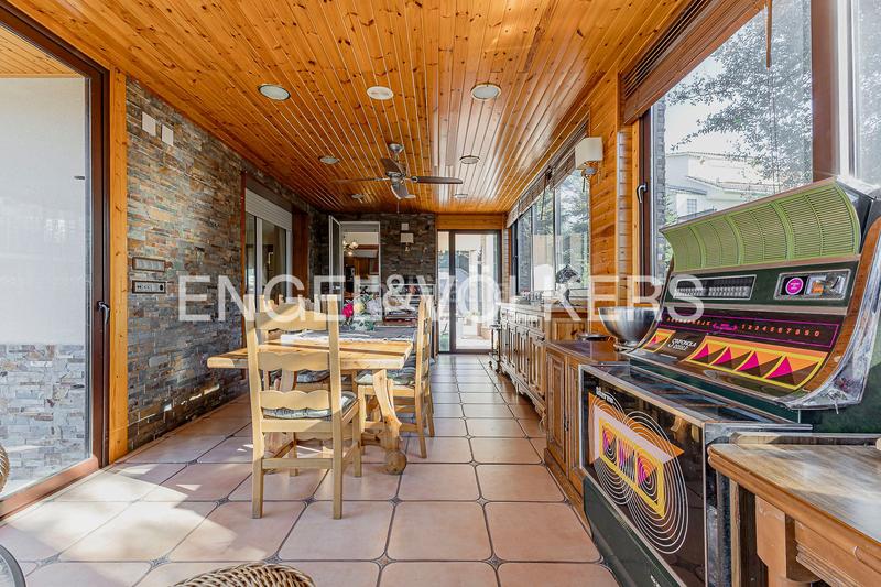 Foto 9cecb296-9368-4ba7-bbd6-0bed1093d209. Casa amb calefacció aparcament piscina a Sant Fruitós de Bages