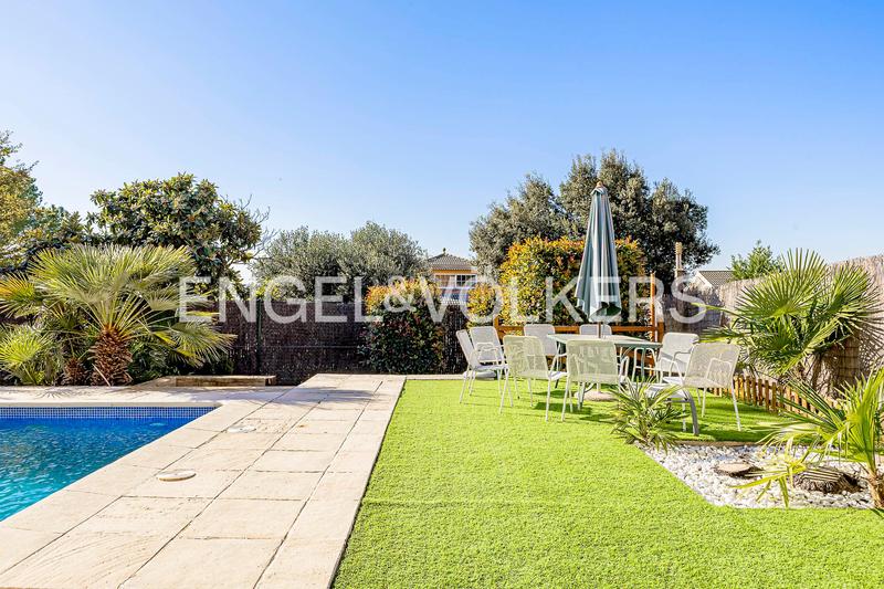 Foto af367c6c-57ab-4e9a-af83-680788138dbb. Casa amb calefacció aparcament piscina a Sant Fruitós de Bages