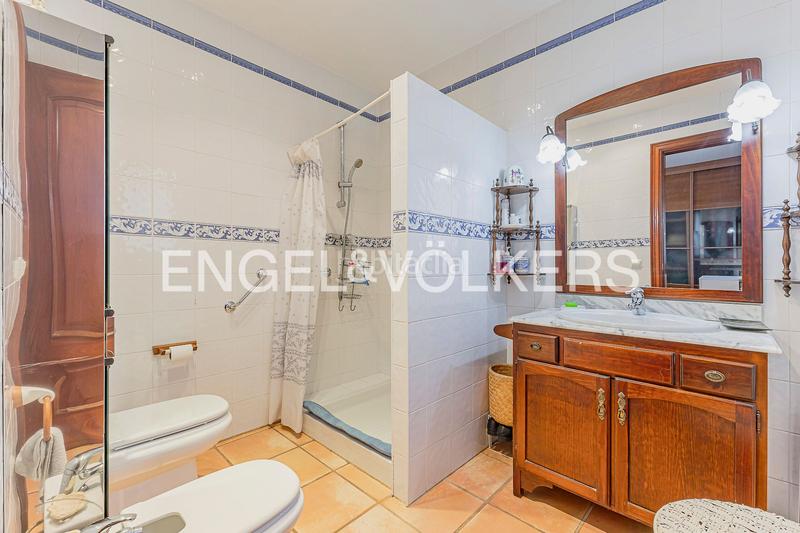 Foto b29d3301-5c53-4a17-9a76-f386c6e550e3. Casa amb calefacció aparcament piscina a Sant Fruitós de Bages