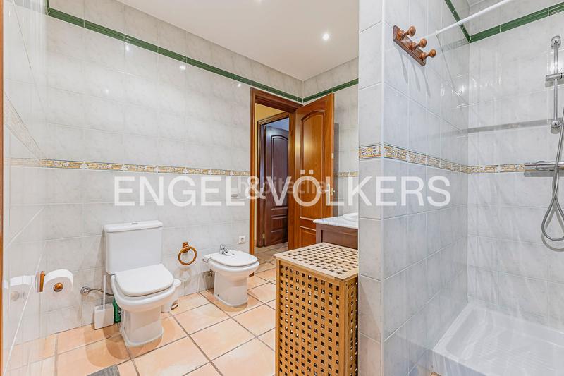 Foto dfe6bea5-c7d7-405b-8115-a9939fa5f70f. Casa amb calefacció aparcament piscina a Sant Fruitós de Bages