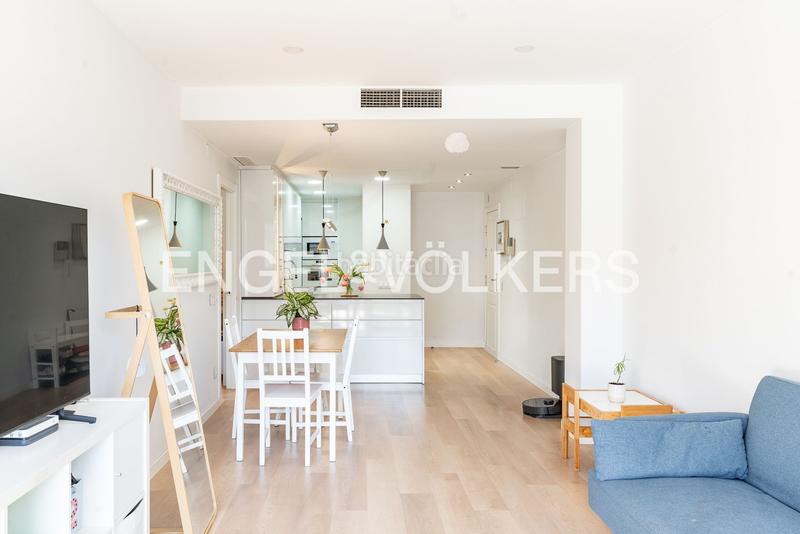 Foto 53065cd7-5c11-48fa-a913-3dd82e27bfd0. Apartament amb calefacció aparcament piscina a Poblenou Barcelona