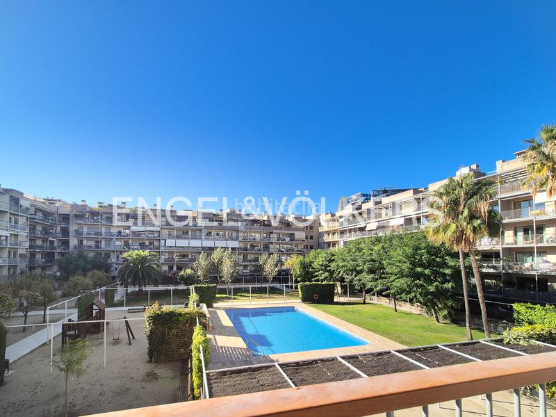 Foto 63cb9c05-3464-4f47-bf16-ff844b0d5cd1. Apartament amb calefacció aparcament piscina a Poblenou Barcelona