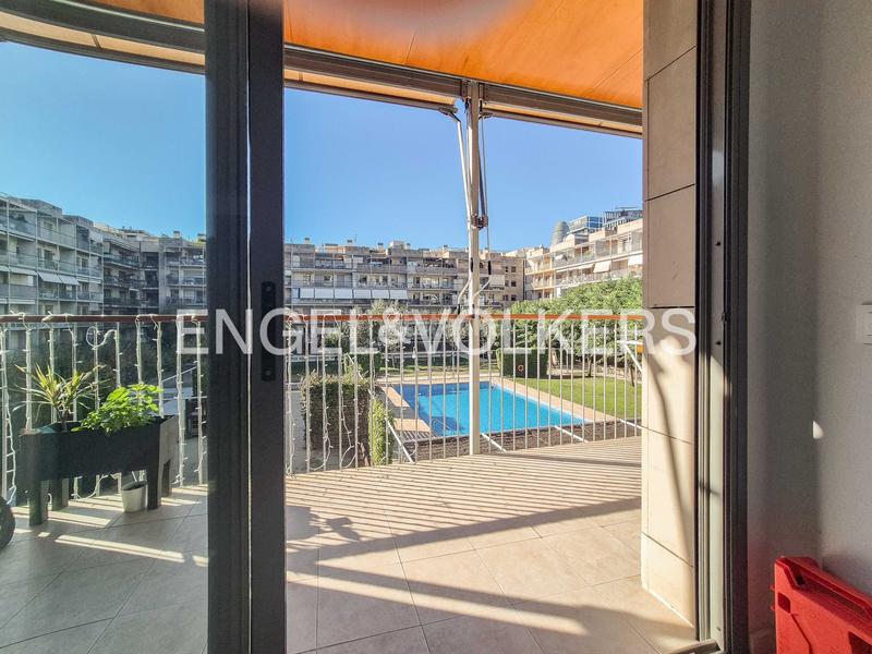 Foto 9e2f845b-c85b-4259-a5c3-64be012c85a0. Apartament amb calefacció aparcament piscina a Poblenou Barcelona