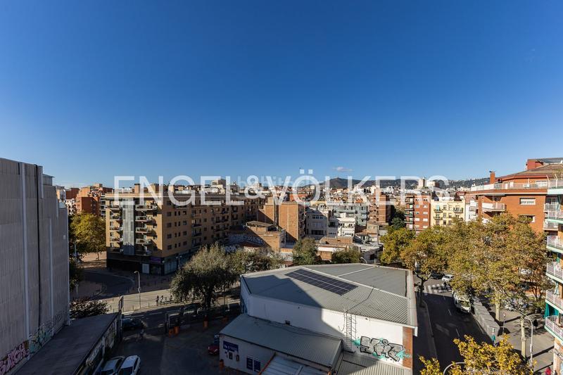 Foto 4e28ceb6-7a10-4575-a761-fdf1e940dbfc. Attique avec chauffage parking dans Hostafrancs Barcelona