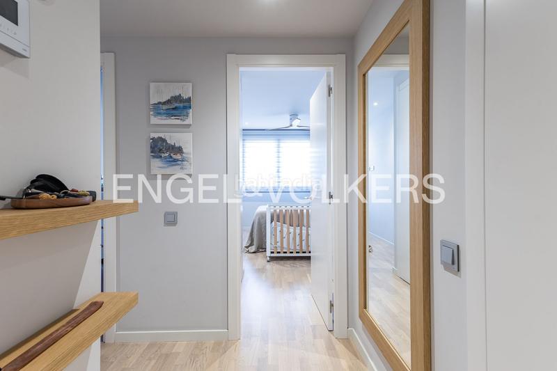 Foto 53c50b7a-0b1b-495e-a05e-c1c235182299. Attique avec chauffage parking dans Hostafrancs Barcelona