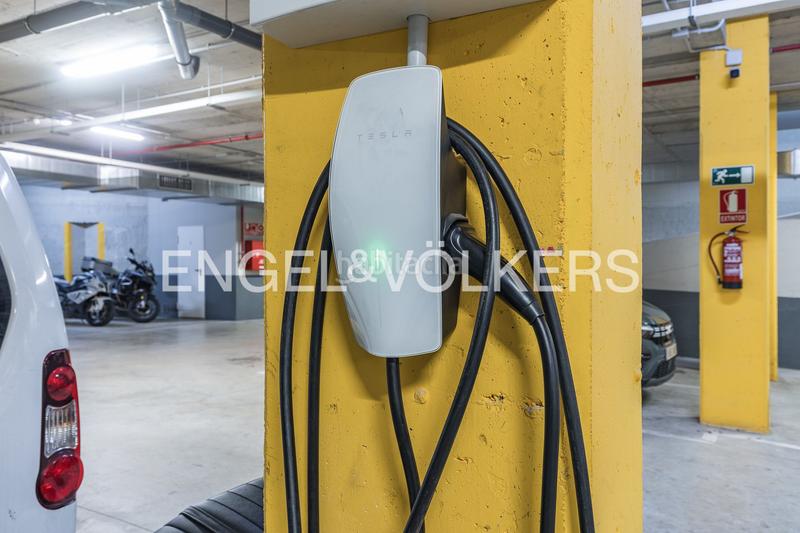 Foto 658b2f61-4c5e-4a8c-a46c-558f2ace919d. Attique avec chauffage parking dans Hostafrancs Barcelona