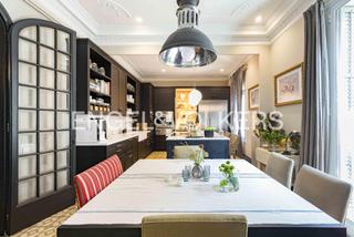 Lloguer Apartament a Sant Gervasi - Galvany. Exclusivo piso amueblado de 4 habitaciones