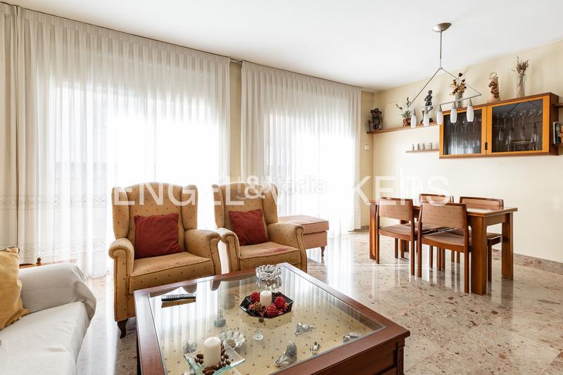 Foto 2db0b435-a635-4f68-a96f-ca744a8dd568. Appartement avec chauffage parking dans Barri del Centre Terrassa