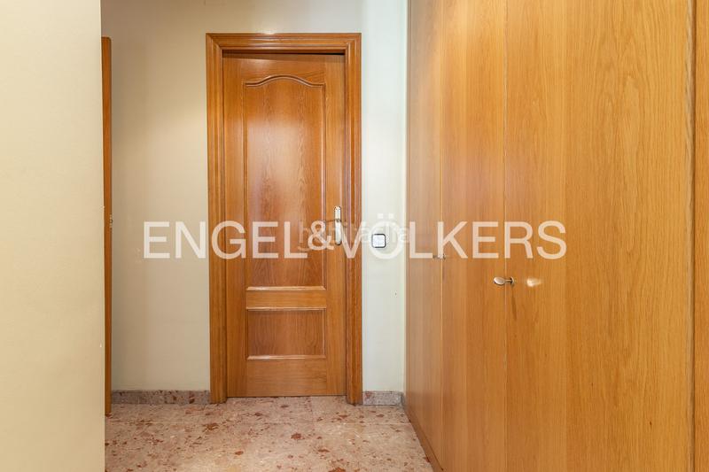 Foto 5506be41-19d2-4126-8a18-1fc2672b300a. Appartement avec chauffage parking dans Barri del Centre Terrassa