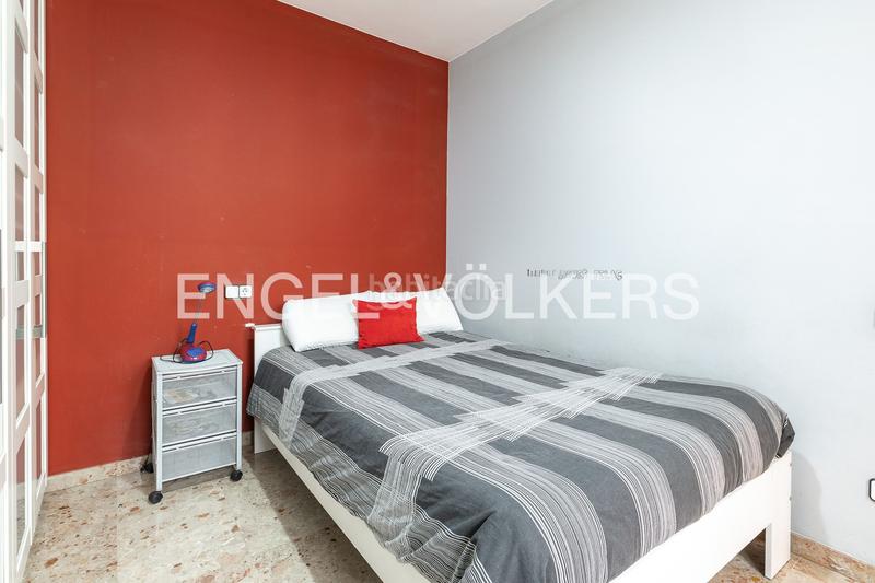 Foto 5b881f30-2495-44bc-a0ba-d21ac3bc1244. Appartement avec chauffage parking dans Barri del Centre Terrassa