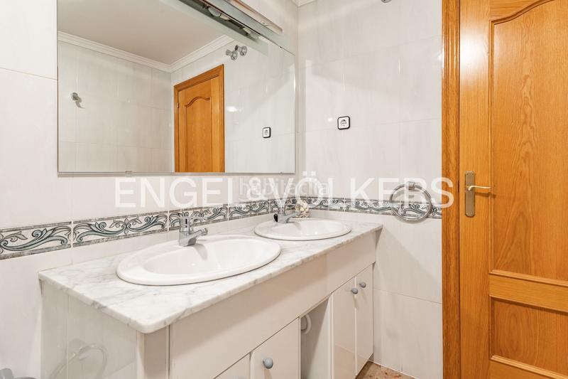 Foto ee6b2e7d-f365-42a2-b8c8-35a8941414ad. Appartement avec chauffage parking dans Barri del Centre Terrassa