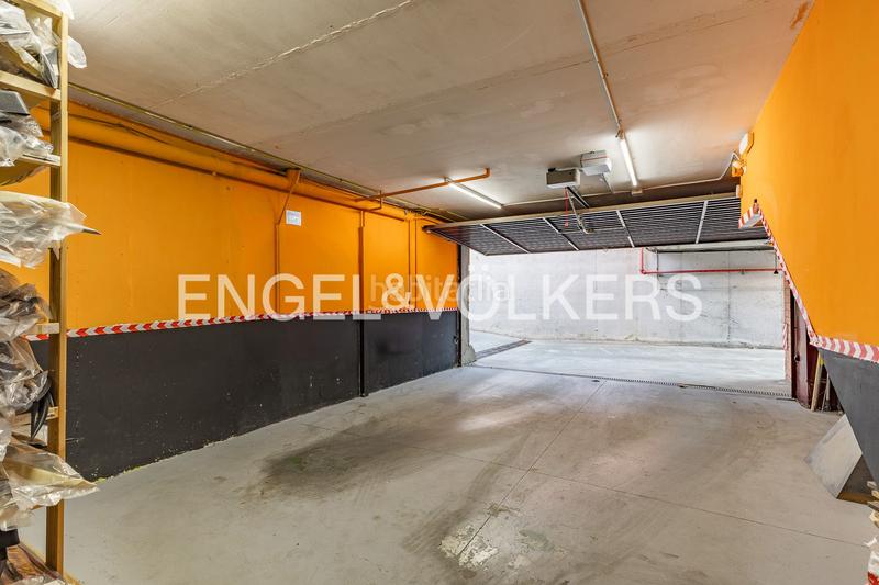 Foto c20016c1-6bd6-4c8f-ba53-ed1f0717a8fa. Casa  adosada esquinera con piscina comunitaria en Cerdanyola del Vallès