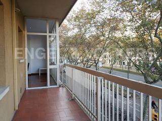 Lloguer Apartament a Fort Pienc. Piso luminoso y soleado con terraza en eixample