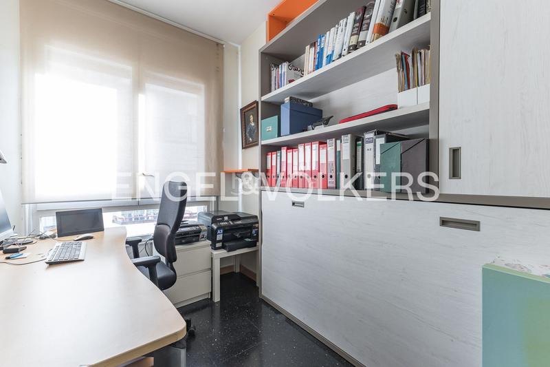 Foto 5cf73ec0-f4fb-4404-a912-c8fa2b95b237. Apartamento amplio y luminoso piso en sant gervasi en Barcelona