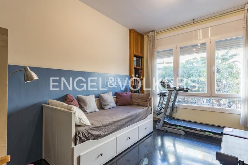 Foto 62c58516-b7f6-4056-9d92-8a6a9ad5e652. Apartamento amplio y luminoso piso en sant gervasi en Barcelona