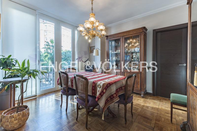 Foto a2f15ade-eb30-4b49-aa52-afd5704d3e01. Apartamento amplio y luminoso piso en sant gervasi en Barcelona