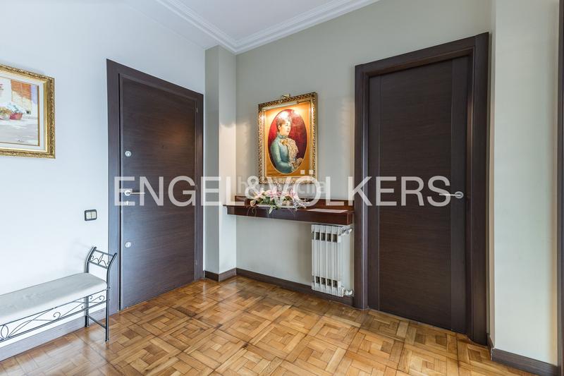 Foto c43d55d6-8828-4cd7-a940-d77176193298. Apartamento amplio y luminoso piso en sant gervasi en Barcelona