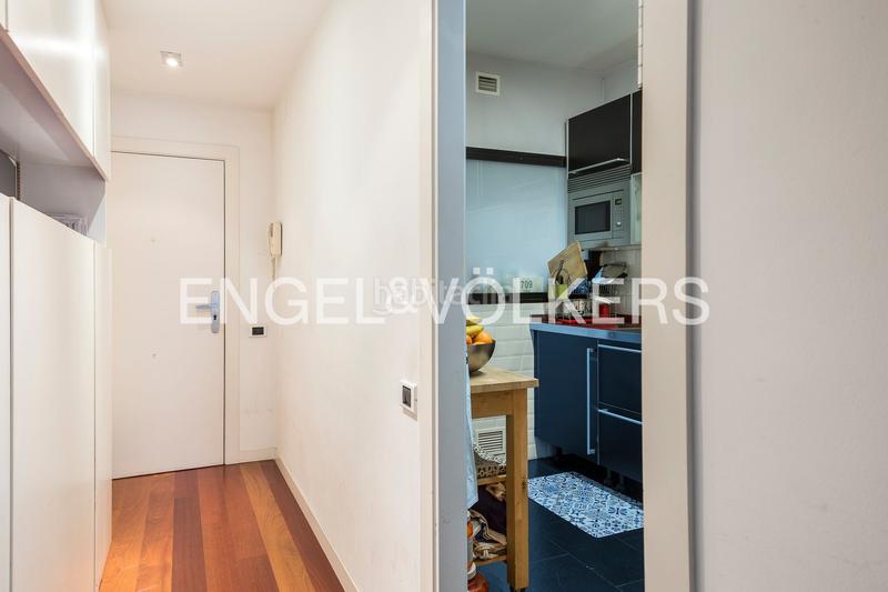 Foto ca415965-9e76-4bf2-8dcb-cf972a11c010. Apartament amb calefacció aparcament a La Nova Esquerra de l´Eixample Barcelona