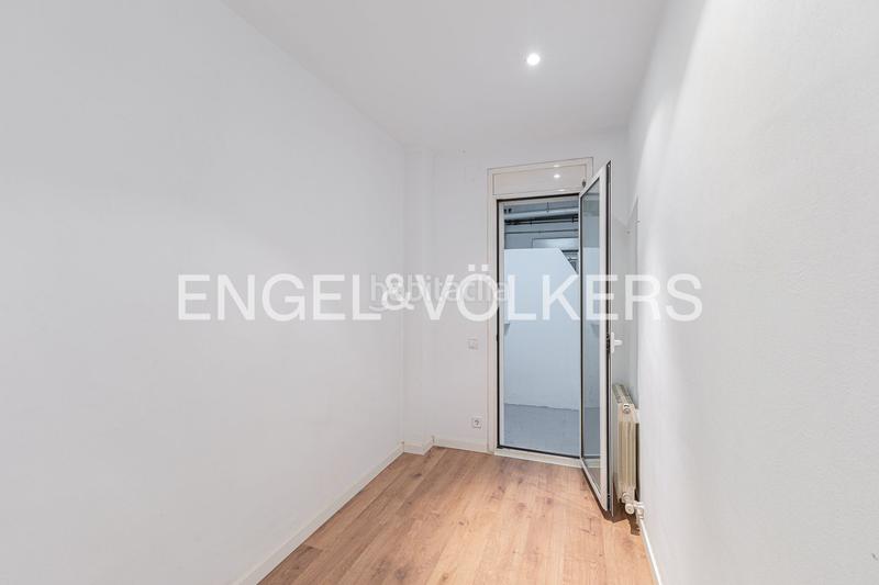 Foto 16c1f4ca-b37f-4b7c-b6f5-eb481a1360fd. Appartement avec chauffage dans Fort Pienc Barcelona