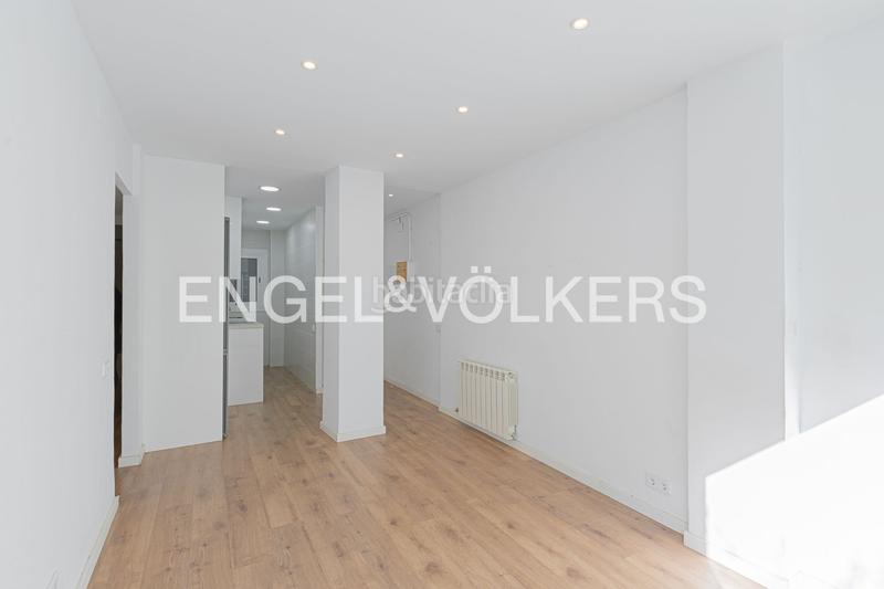 Foto 320f1c47-75c1-4f40-bdd8-58927d5a010f. Appartement avec chauffage dans Fort Pienc Barcelona