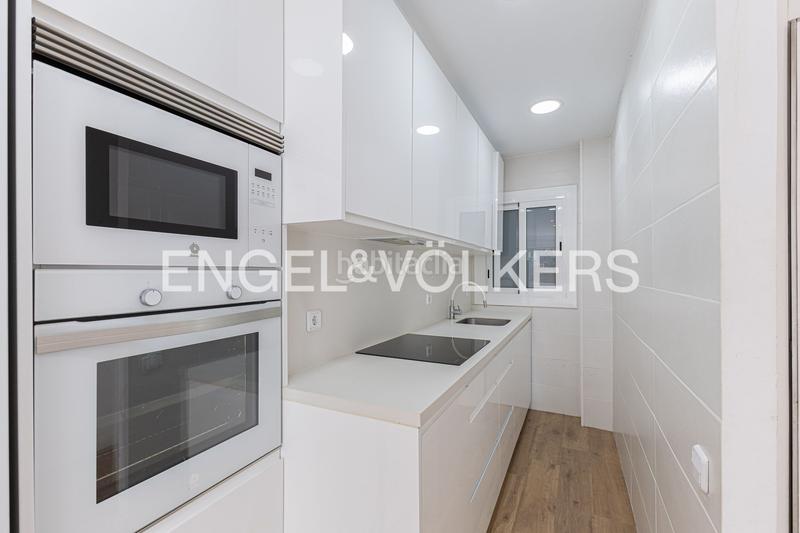 Foto 9d8d144f-f250-40e9-9cda-75c48014a769. Appartement avec chauffage dans Fort Pienc Barcelona