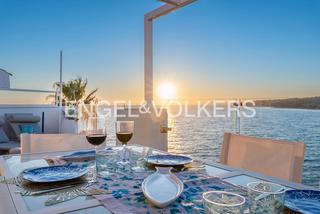 Maison à Altafulla. Espectacular propiedad en 1 linea de mar