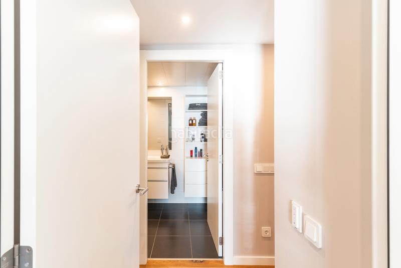 Foto 0786933b-1a7b-48c0-923f-2a9a1a85c1a2. Alquiler apartamento exclusivo piso en primera línea de mar en Mataró