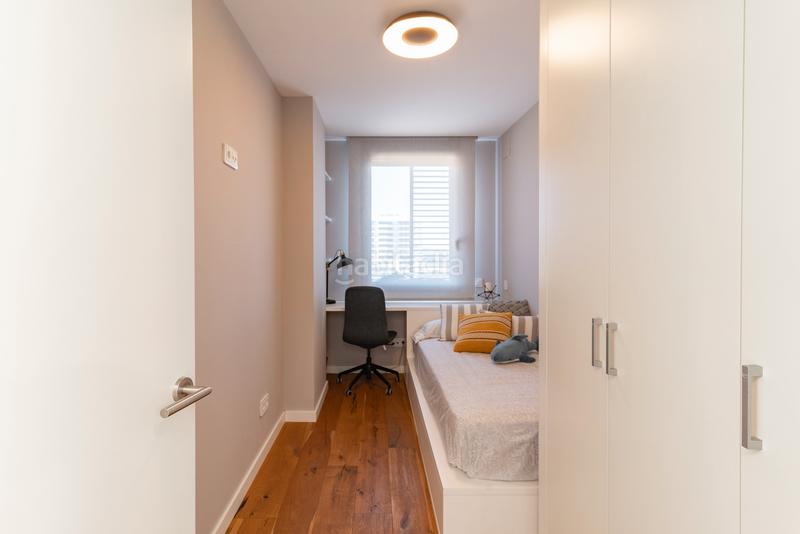 Foto 80c9e11e-2745-4d11-8cbc-50785eeda9c8. Alquiler apartamento exclusivo piso en primera línea de mar en Mataró