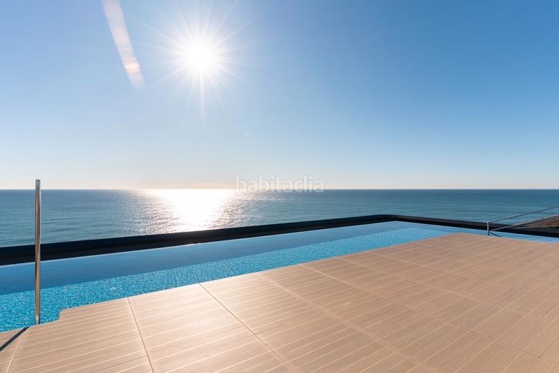 Foto b2938f10-9148-4dff-a97b-4f9d047a052c. Alquiler apartamento exclusivo piso en primera línea de mar en Mataró