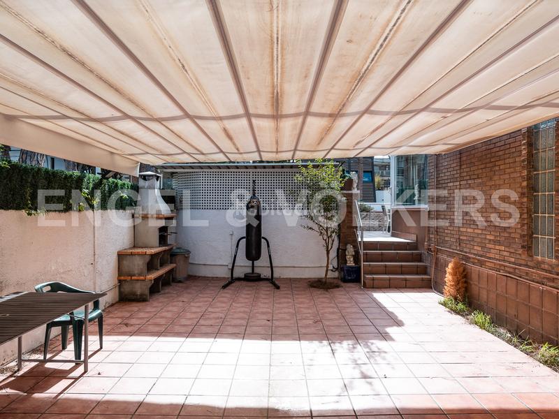 Foto 88d4d61b-e78b-40fc-9b77-071b50b52460. Affitto casa con riscaldamento parcheggio piscina in Castelldefels