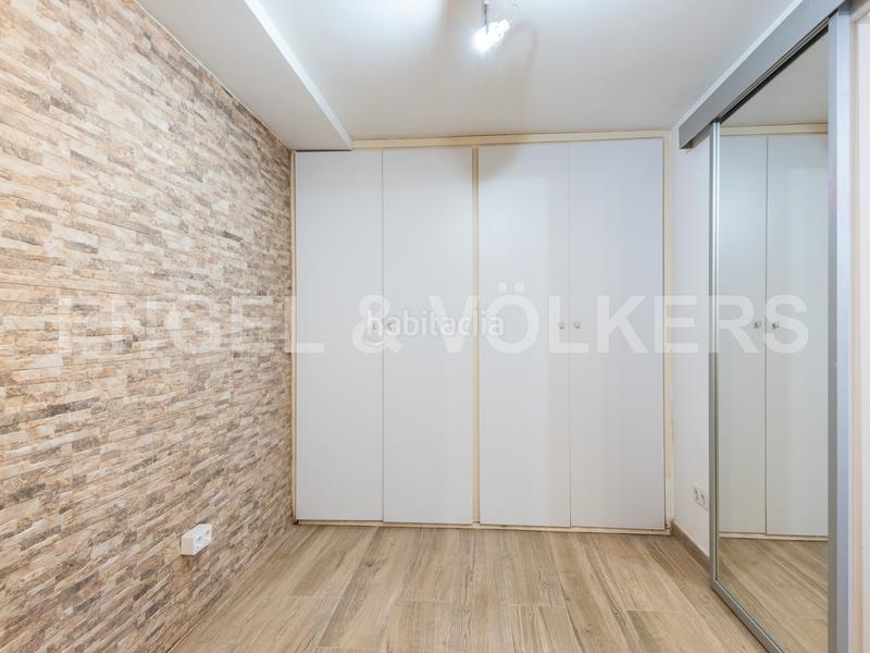 Foto 08249de8-fb15-458d-9ba5-5edc8dbe4c43. Lloguer casa amb calefacció aparcament piscina a Castelldefels