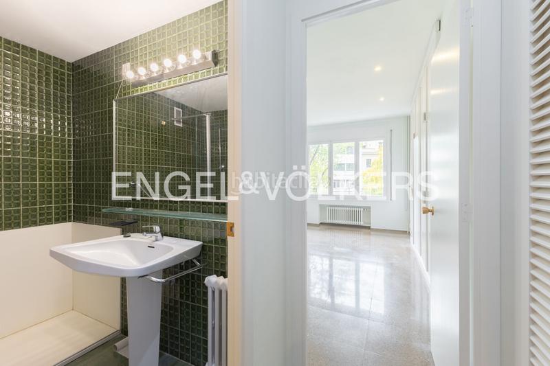 Foto 62b39735-5fab-48ab-97a6-ad31d327a116. Lloguer apartament amb calefacció aparcament a Sant Gervasi - Bonanova Barcelona