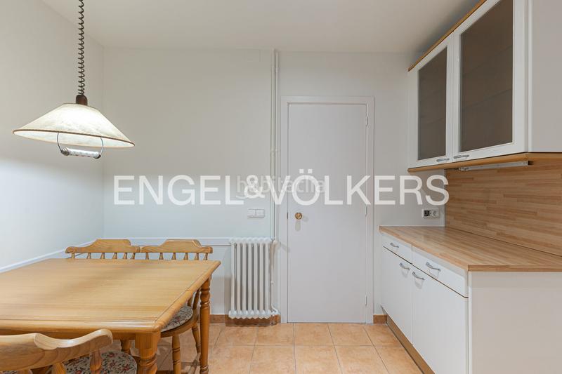 Foto 6eddd476-0f2c-4527-b6db-28fe5e43e981. Lloguer apartament amb calefacció aparcament a Sant Gervasi - Bonanova Barcelona