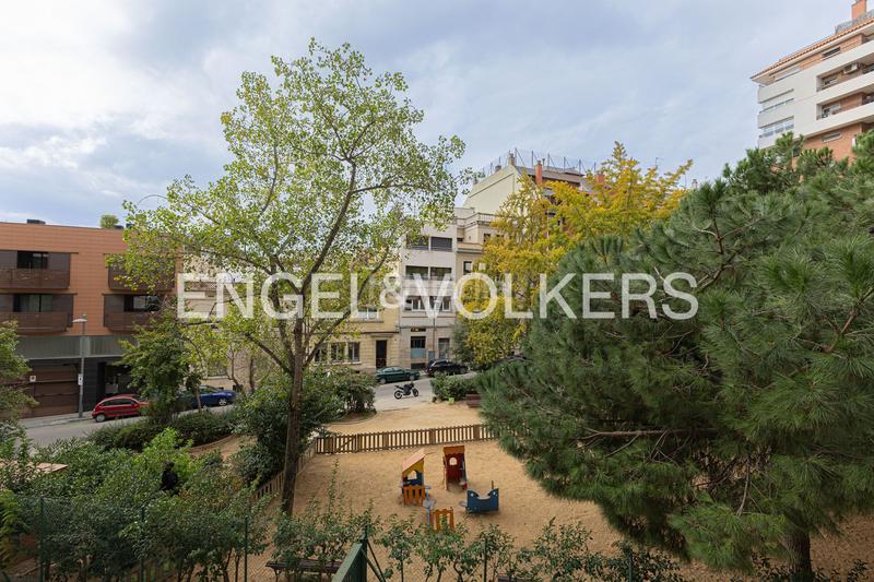 Foto a95eed14-b1e4-4a50-b635-85ff0f7a79e3. Lloguer apartament amb calefacció aparcament a Sant Gervasi - Bonanova Barcelona