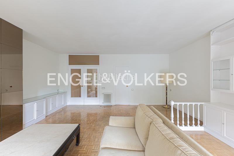 Foto 1685415c-59dc-4fae-9ff2-2f56db3a3a31. Miete appartement mit heizung parking in Sant Gervasi - Bonanova Barcelona