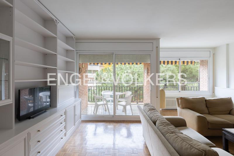 Foto 5a3fa091-61b4-43d8-84b3-1fb41619ac69. Rent apartment with heating parking in Sant Gervasi - Bonanova Barcelona