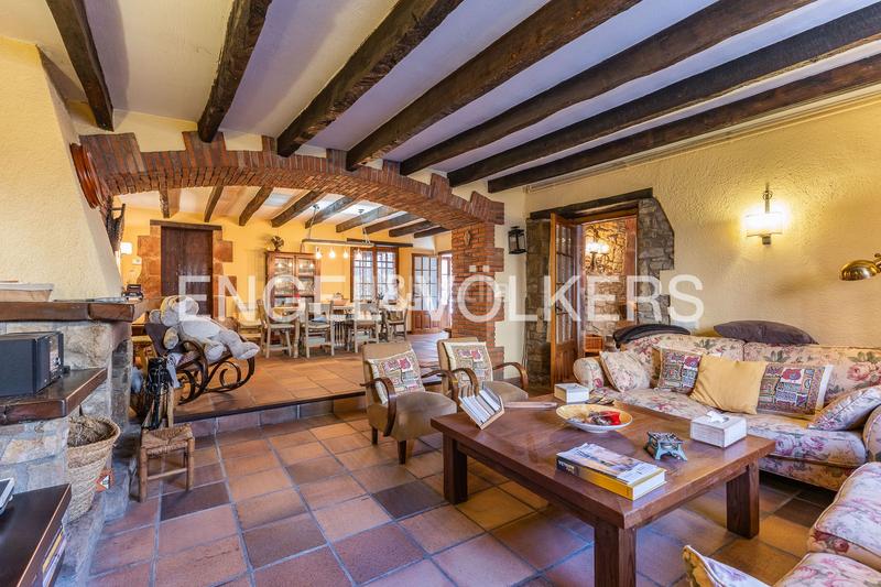 Foto 51e565f5-f40d-4a5e-85ce-59bb337690c2. House with heating in Seva