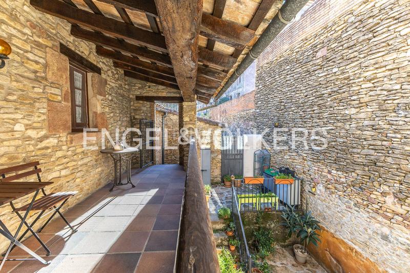 Foto b457bd24-48dd-47f1-990f-85a74e776bb5. House with heating in Seva