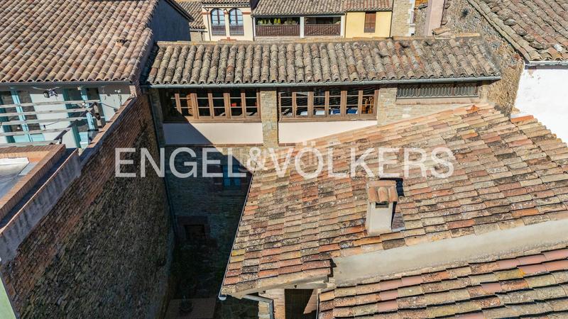 Foto bca6e5a6-37d5-47a5-8a4c-8b14eed634d4. House with heating in Seva