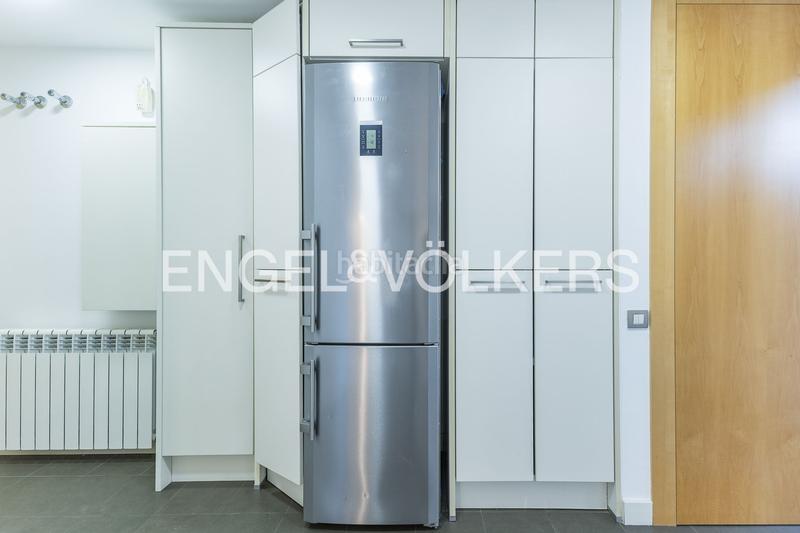 Foto 2e0c1393-a518-4abe-8ddb-c73b87853ac6. Miete appartement mit heizung parking pool in Pedralbes Barcelona