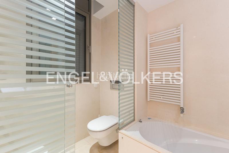 Foto 3a4db8d3-7616-4da5-9aa2-466ec4818556. Miete appartement mit heizung parking pool in Pedralbes Barcelona