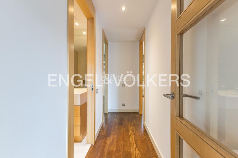 Foto 46de1c65-8bc8-49f5-880e-d23aea554544. Miete appartement mit heizung parking pool in Pedralbes Barcelona