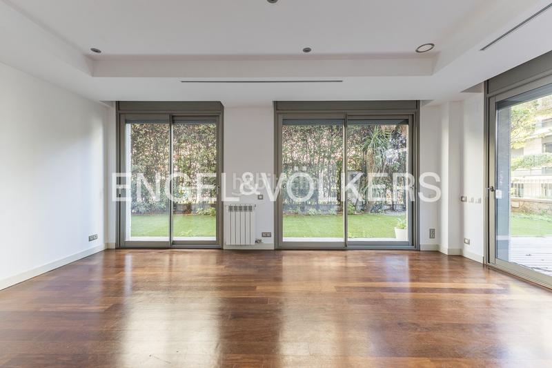 Foto 51d09e4c-57a1-4268-8049-50e63181c3b6. Miete appartement mit heizung parking pool in Pedralbes Barcelona