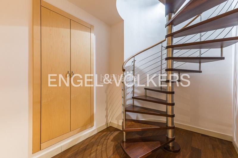 Foto 593cdbca-c410-40da-819e-bb26534ff8d0. Miete appartement mit heizung parking pool in Pedralbes Barcelona