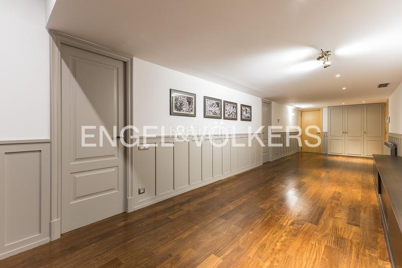 Foto 62e5ccf6-6e01-4894-99d7-5cbc265bbed3. Miete appartement mit heizung parking pool in Pedralbes Barcelona