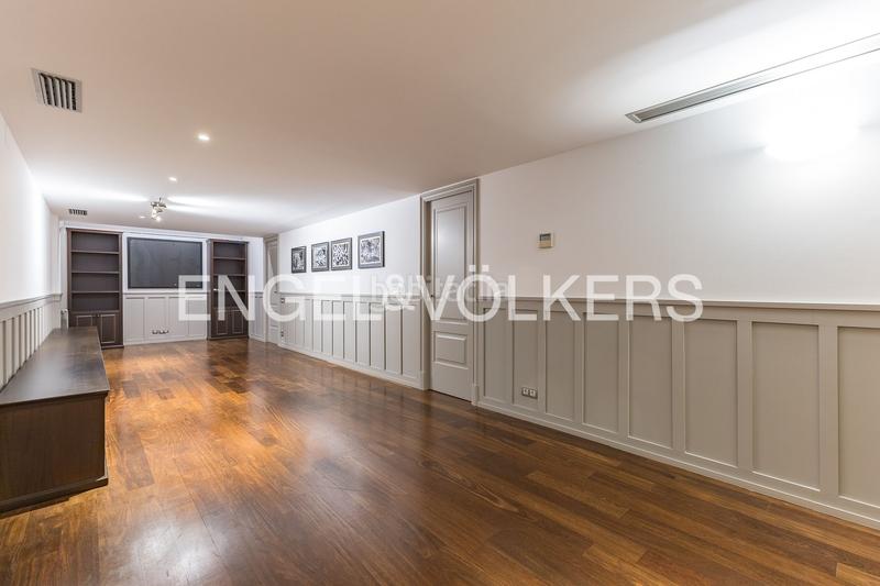 Foto 8343cbd3-5ef0-416c-99da-3a7bc538ead9. Miete appartement mit heizung parking pool in Pedralbes Barcelona