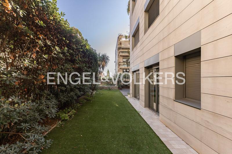 Foto 8f461e00-601f-4a40-aab5-4dc52057304f. Miete appartement mit heizung parking pool in Pedralbes Barcelona