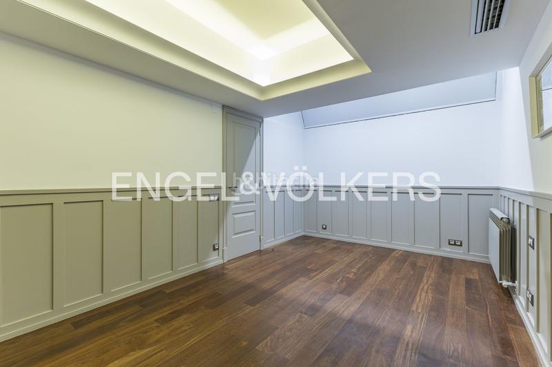 Foto 9ac6ccdf-160e-4227-bf9a-811bbb8e2829. Miete appartement mit heizung parking pool in Pedralbes Barcelona